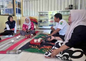 Pemberdayaan Perempuan Pesisir Melalui Poklahsar