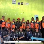 Kampanyekan Keselamatan Pelayaran, Kantor UPP Masalembu Beri Bantuan Life Jacket kepada Nelayan
