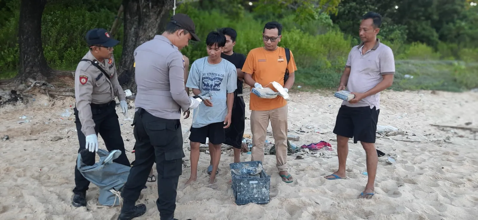 Narkotika Seberat 27,83 Kg Ditemukan di Pesisir Giligenting, Polres Sumenep Lakukan Penyelidikan Intensif